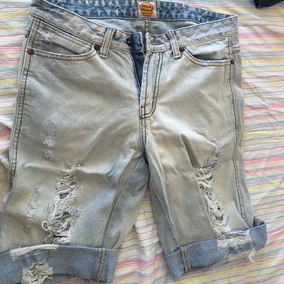 A very cool Jean Pant