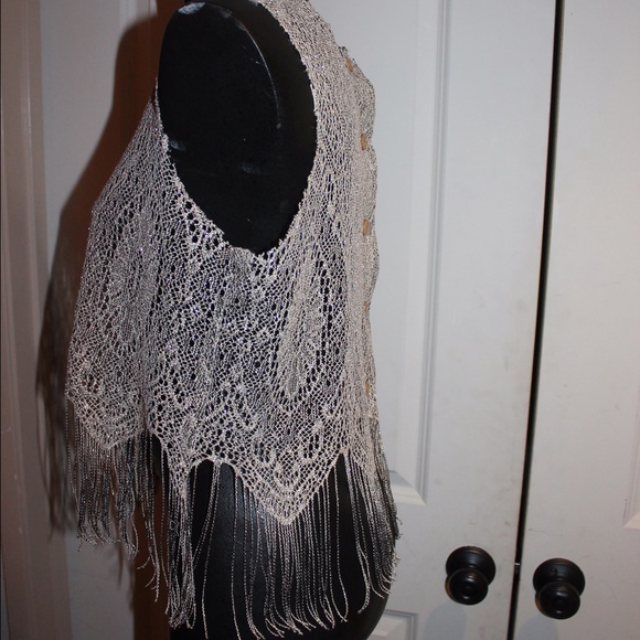 SOLD Vintage metallic beautiful knit with fringe OS - Picture 3 of 4