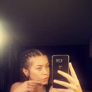 Meet your Posher, Abbie