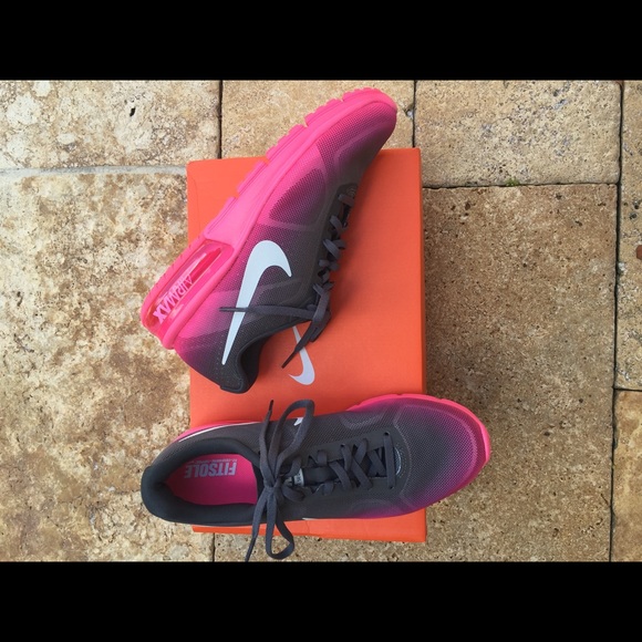 ⚡️flash sale⚡️NWT Nike ombré sequent shoes - Picture 2 of 4