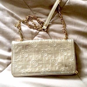 Gold tory burch