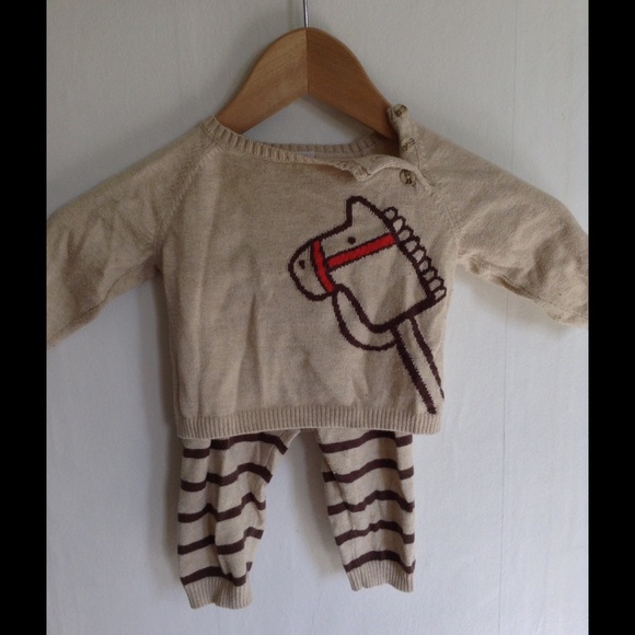 Nordstrom baby sweater and pant set with horse