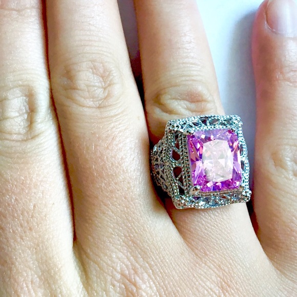 BIG & BEAUTIFUL PINK TOPAZ RING - Picture 4 of 4