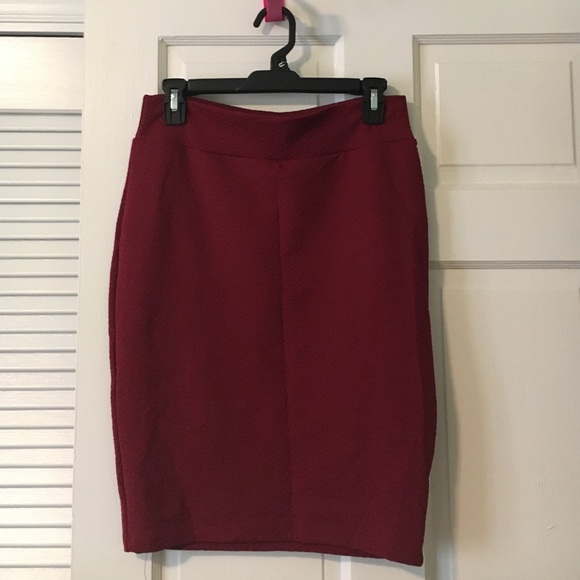 Charlotte Russe Burgundy Pencil Skirt