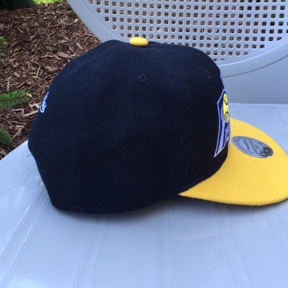 Indiana Pacers SnapBack hat - Picture 2 of 4