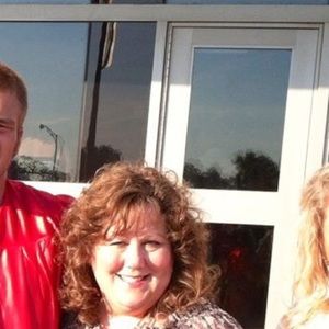 Meet your Posher, Caroline