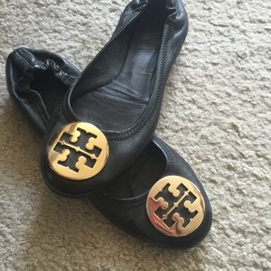 Tory Burch 6.5 black flats gold logo women's