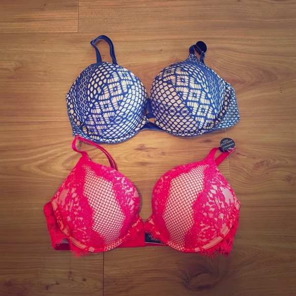 2 BRAND NEW Bombshell Add 2 cups Push Up Bras