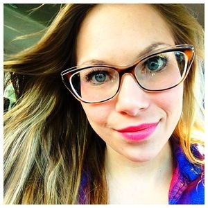 Meet your Posher, Kierstan