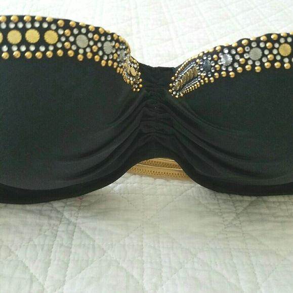 SOLD$ SOLD$ NWT VS black swimsuit top