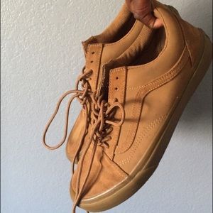 VANS SIZE 9 MEN