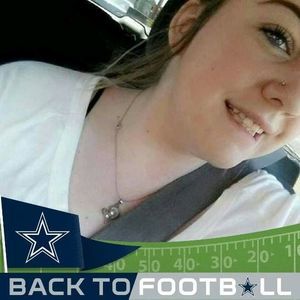 Meet your Posher, Danae