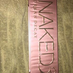 URBAN DECAY NAKED 3 PALETTE 💞