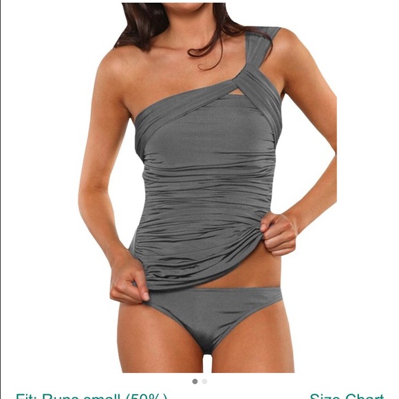 BRAND NEW 2 piece Women's size MEDIUM tankini!