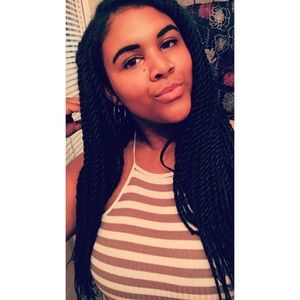 Meet your Posher, Imani