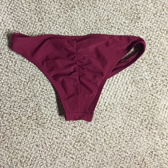 Cute cheeky bikini bottoms