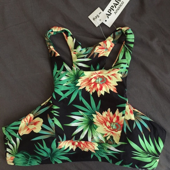tropical bikini - Picture 2 of 3