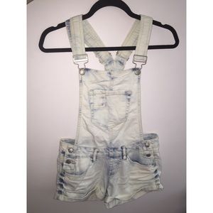 Cute short overalls