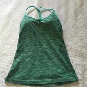 Workout tank top