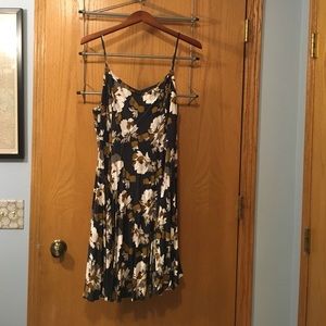 Old Navy Cami Dress in  Navy Floral