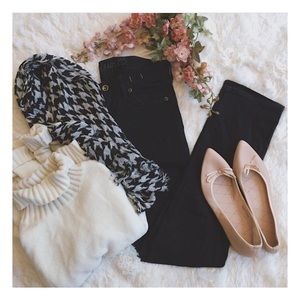 ✨HP✨ Madewell Straight Black Jeans