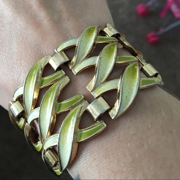 🙄EVERYTHING MUST GO SALE🙄 Vintage