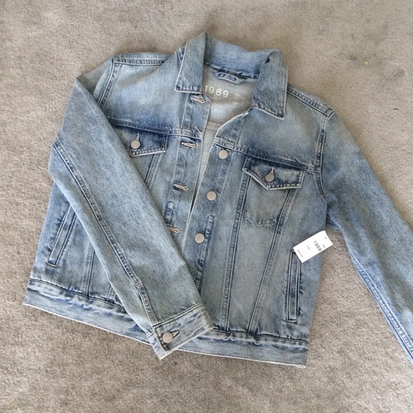 Light wash denim/jean jacket