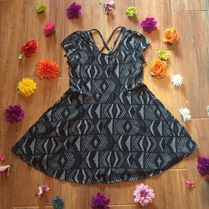 Cute black and white Aeropostale skater dress