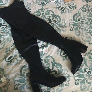 Thigh high boots •like NEW •4in heel •true fit