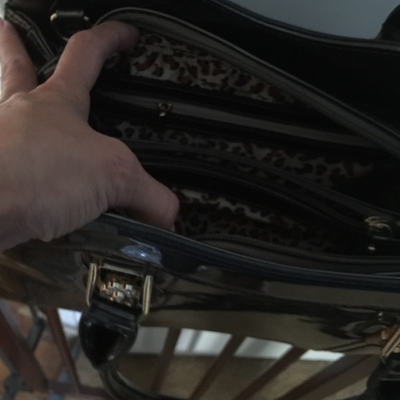 Bronze metallic purse with inside leopard print - Picture 2 of 3