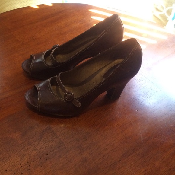 Clark Iota Heels 9