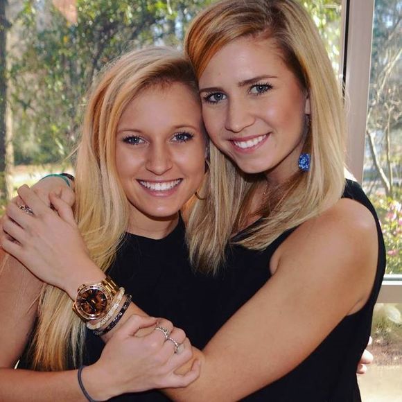 Meet your Posher, Shelby - Picture 1 of 1