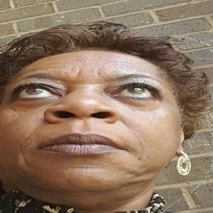 Meet your Posher, Debra