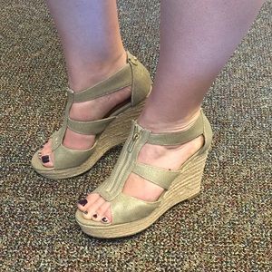 Michael Kors gold wedges