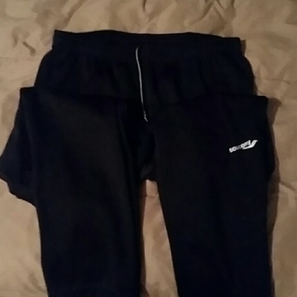 Saucony running pants