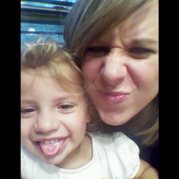 Meet your Posher, Erica - Picture 1 of 1