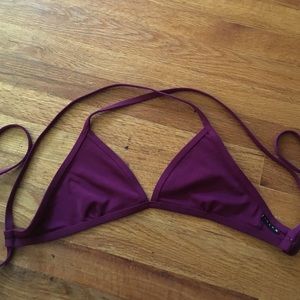 Cabernet triangle top