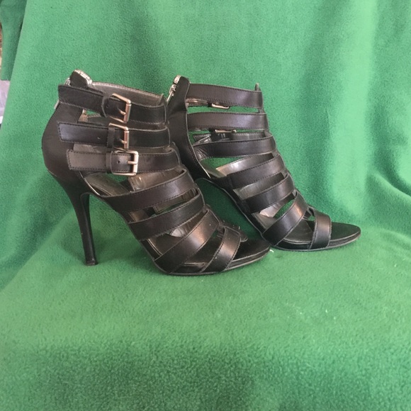 Guess heels - Picture 2 of 3