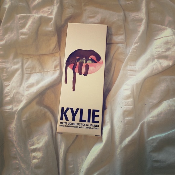 Kylie Jenner lip kit in true brown K