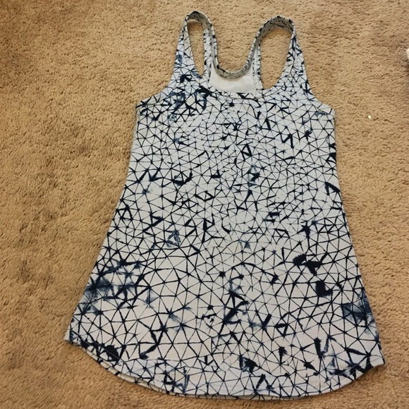 lululemon athletica Tops - Lulu lemon top