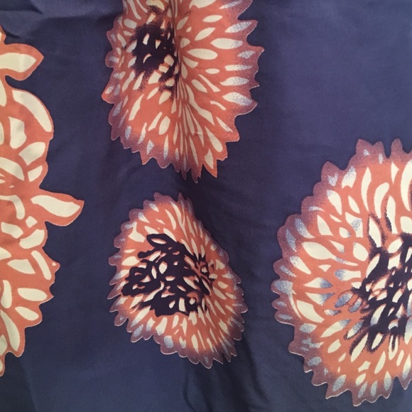 Tea and Honey silk top - Picture 2 of 4