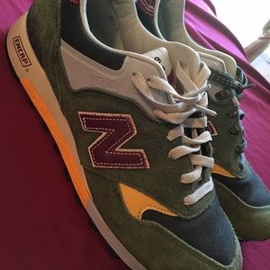 Men's new balance Limited addition shoes