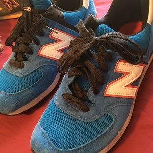 Men's limited addition new balance sneakers