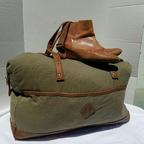 Mossimo co large duffle  bag