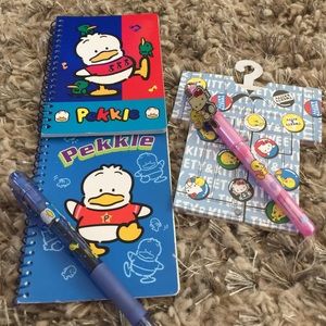 Hello kitty and Pekkle set