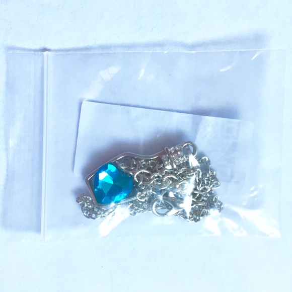 HEART IN A BOTTLE NECKLACE - Picture 2 of 2