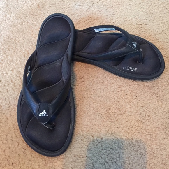Adidas black flip flops