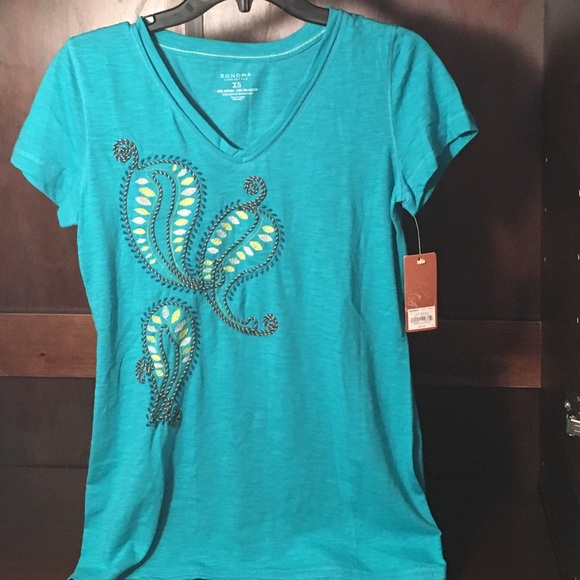 Brand new Sonoma shirt
