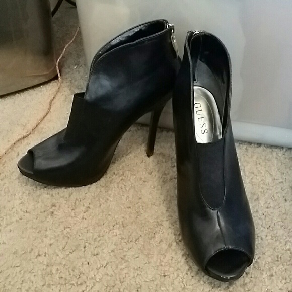 Guess peep toe heels