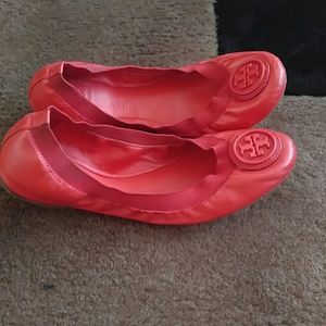 Caroline ballet flats